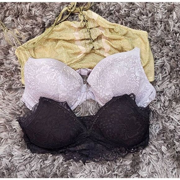 Lot of 3 Victoria's Secret bras 34 C - Picture 4 of 4